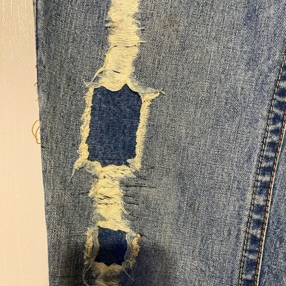 TRUE Religion Flare Distressed Jeans, vintage size 30, used condition, - Picture 3 of 9
